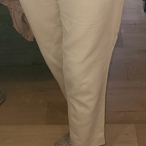 ANN TAYLOR LOFT MARISA TAPERED KHAKI COLOR CAPRI PANTS - SIZE 2 - Picture 17 of 17